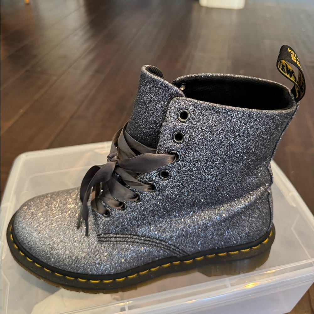 dr marten boots shimmer color